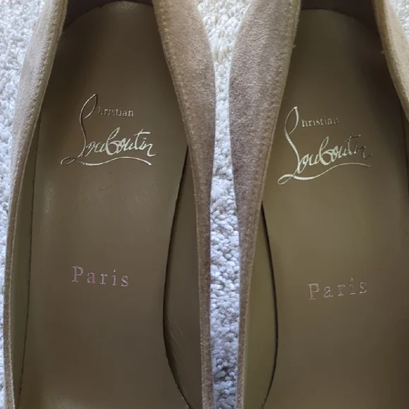 Christian Louboutin Tan Suede Pumps - NWOT Size 36.5 - Picture 2 of 8
